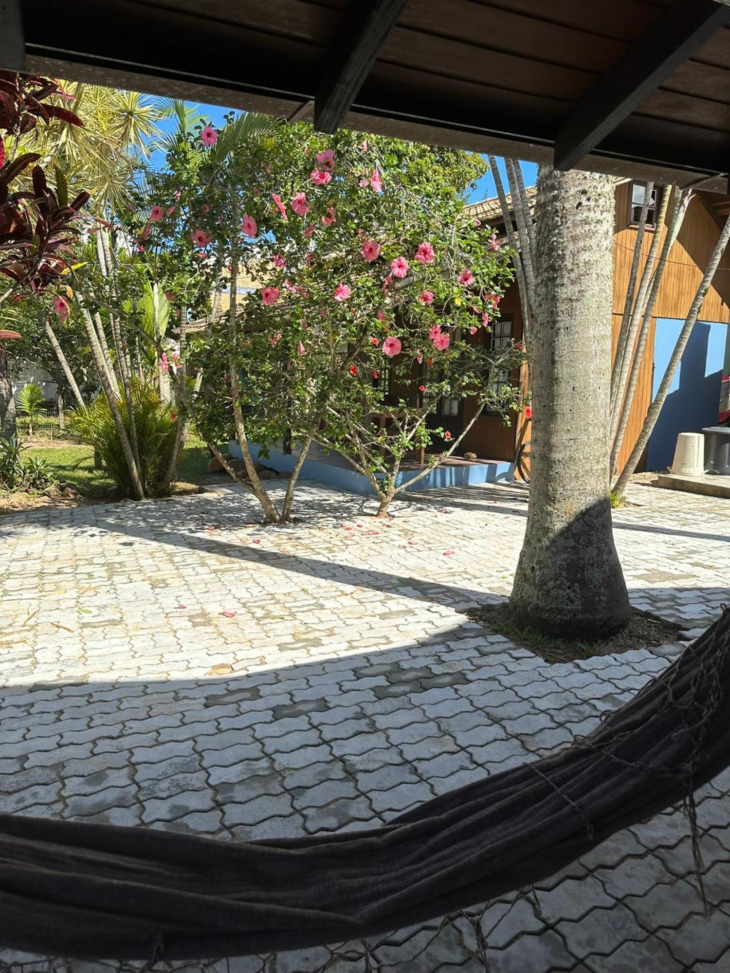 Chales Solana Localizados 50 Metros Do Mar Garopaba Exteriör bild